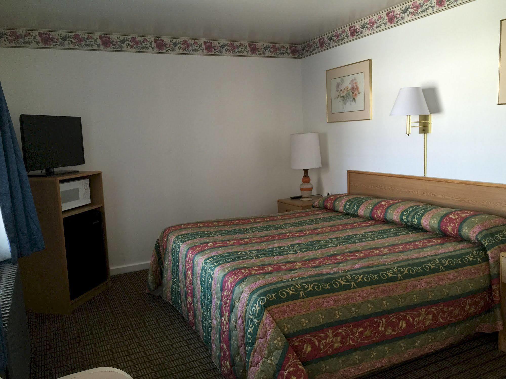 אלקו Centre Motel מראה חיצוני תמונה